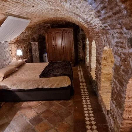 Apartamento Cueva Arabe En El Casco Antiguo, Toledo Exterior foto