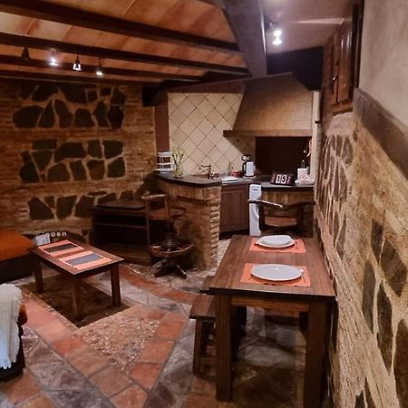 Apartamento Cueva Arabe En El Casco Antiguo, Toledo Exterior foto