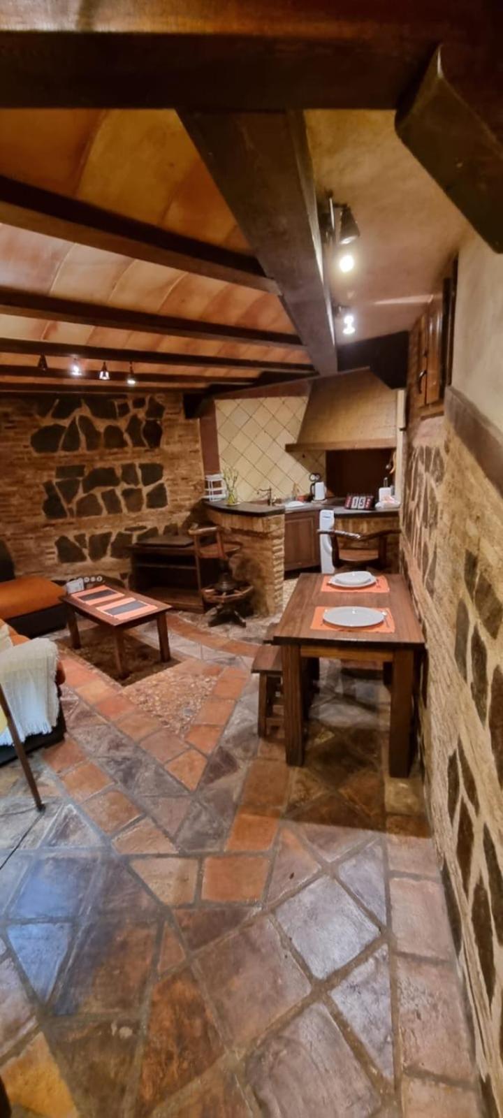 Apartamento Cueva Arabe En El Casco Antiguo, Toledo Exterior foto