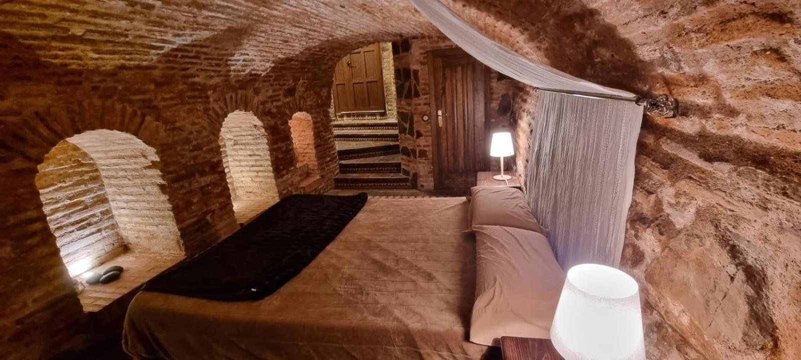 Apartamento Cueva Arabe En El Casco Antiguo, Toledo Exterior foto