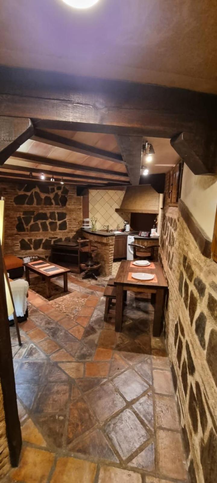 Apartamento Cueva Arabe En El Casco Antiguo, Toledo Exterior foto